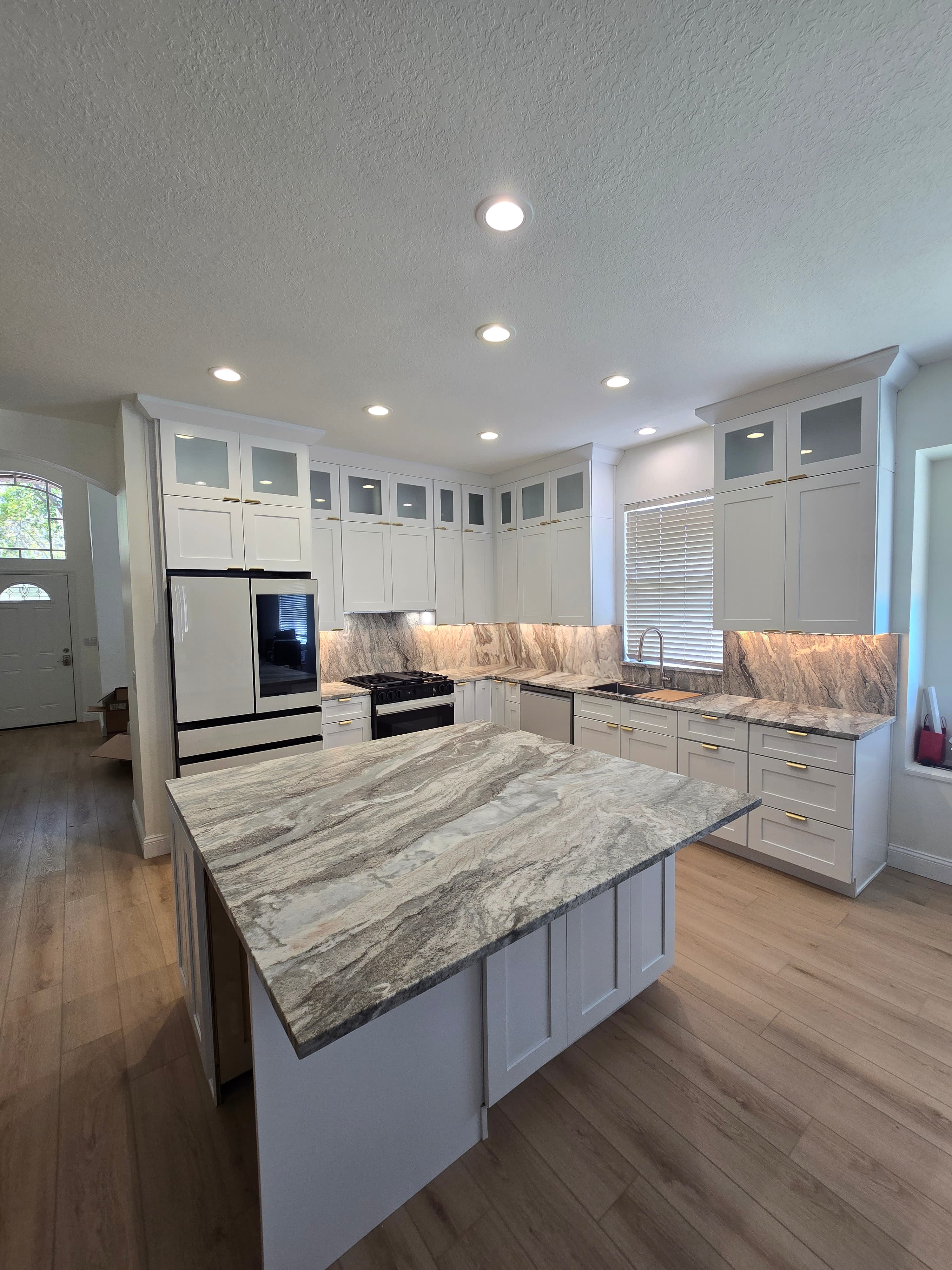 Premium Granite & Quartz Countertop Services in Tampa Bay